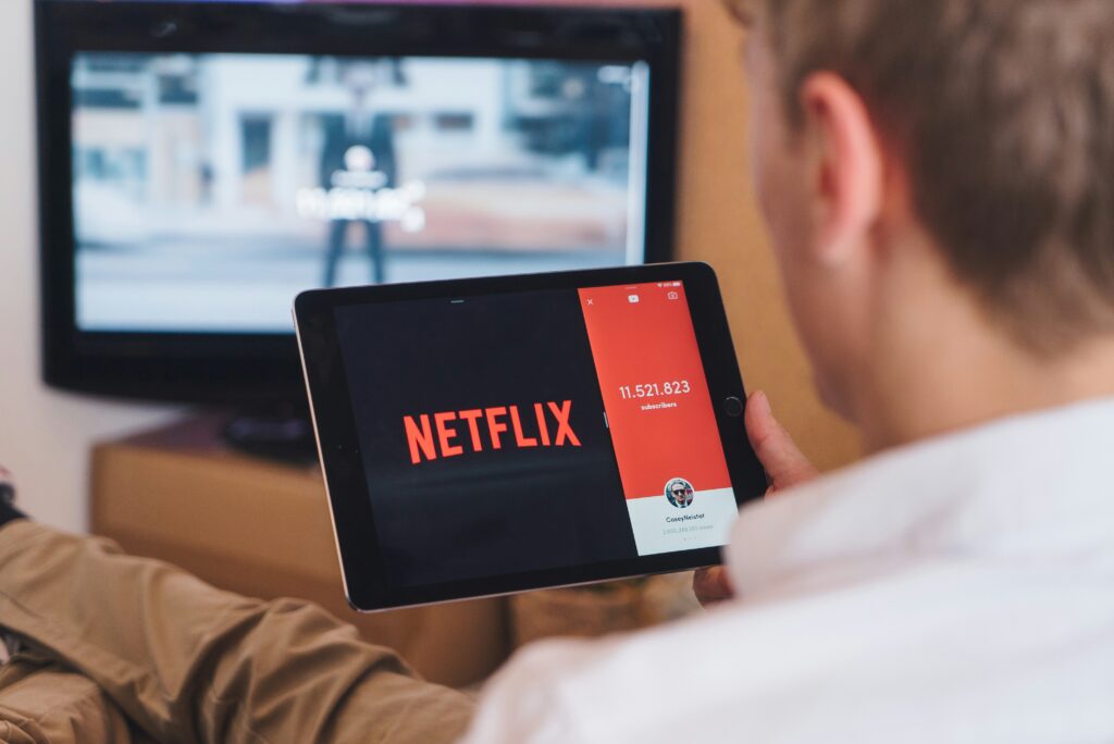 Netflix Shares Beats Q1 2025 Forecasts With $2.89B Profit